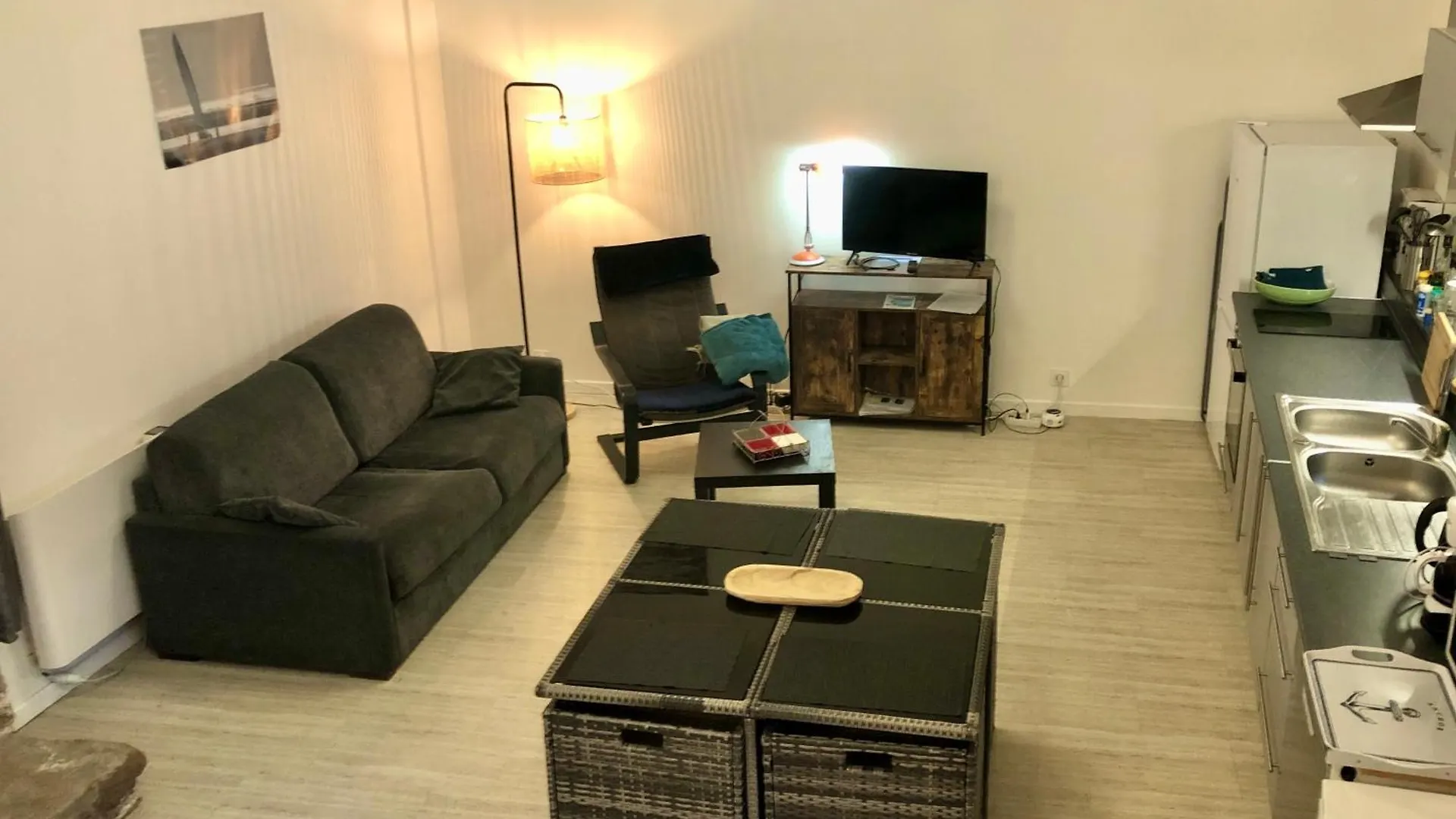 Vakantiehuis Gite Au Calme 2 A 6 Personnes Dans Un Paysage Totalement Paisible -Plages A 22 Min- Quite Cottage 2 To 6 Persons In Total Peaceful Landscape -Beaches At 22 Min- Landévant